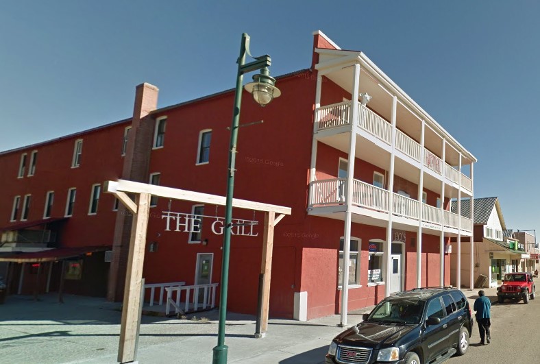 Pincher Creek Hotel