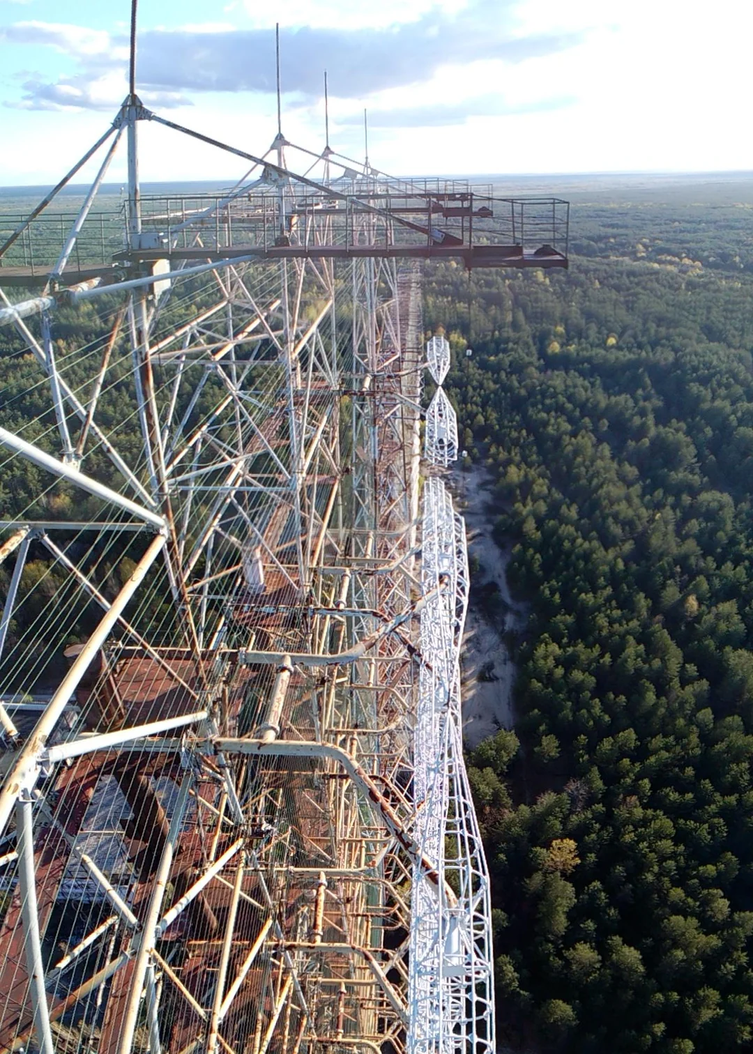 Photo of Duga-3 radar array (РЛС 5Н32 Дуга)