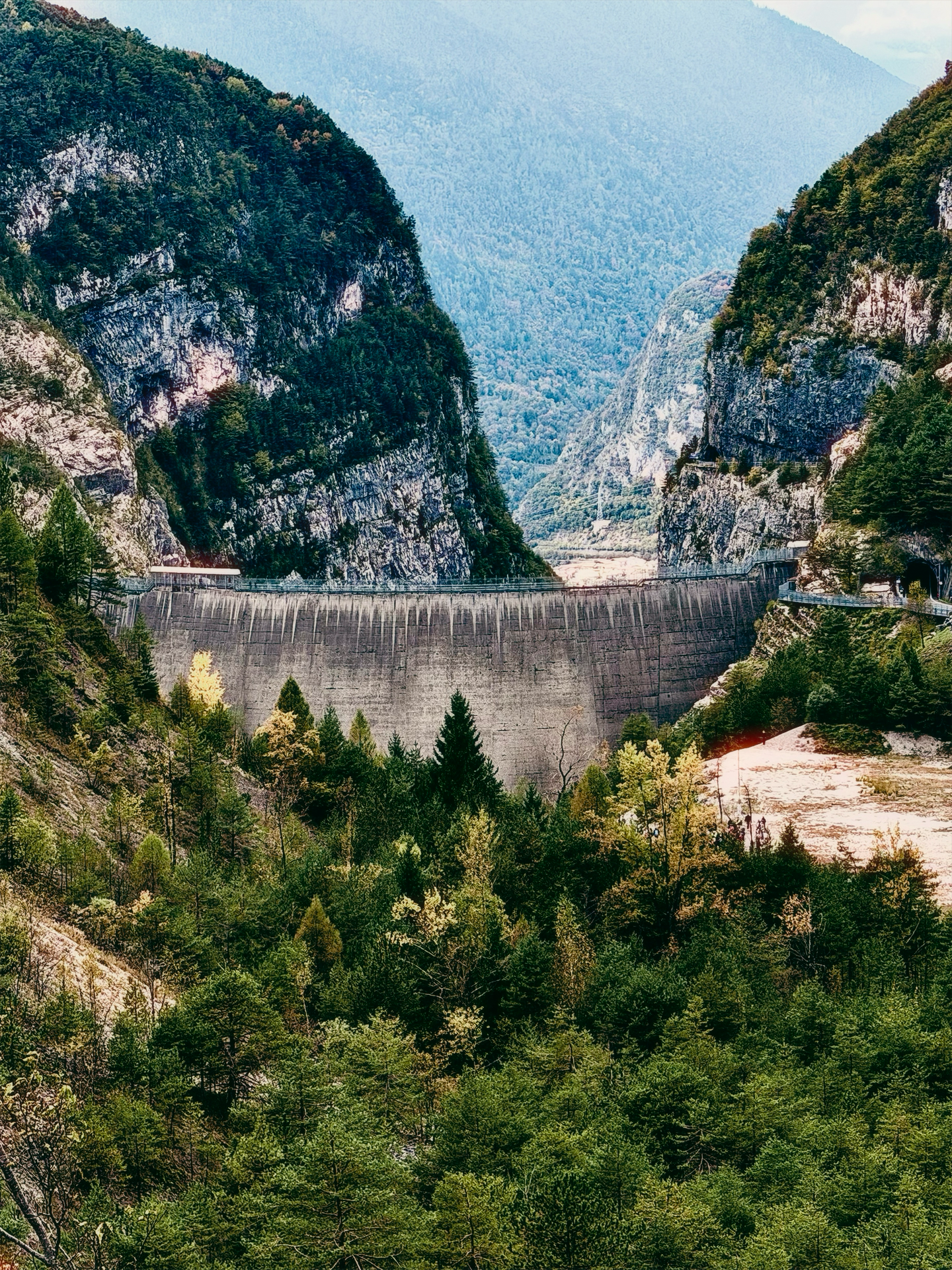 Photo of Vajont dam
