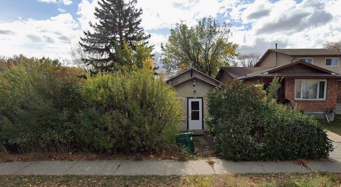Photo of 1212 9 Avenue N (Lethbridge)