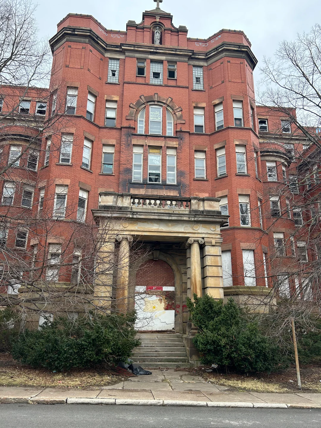 Photo of Mount St. Mary's Hospital