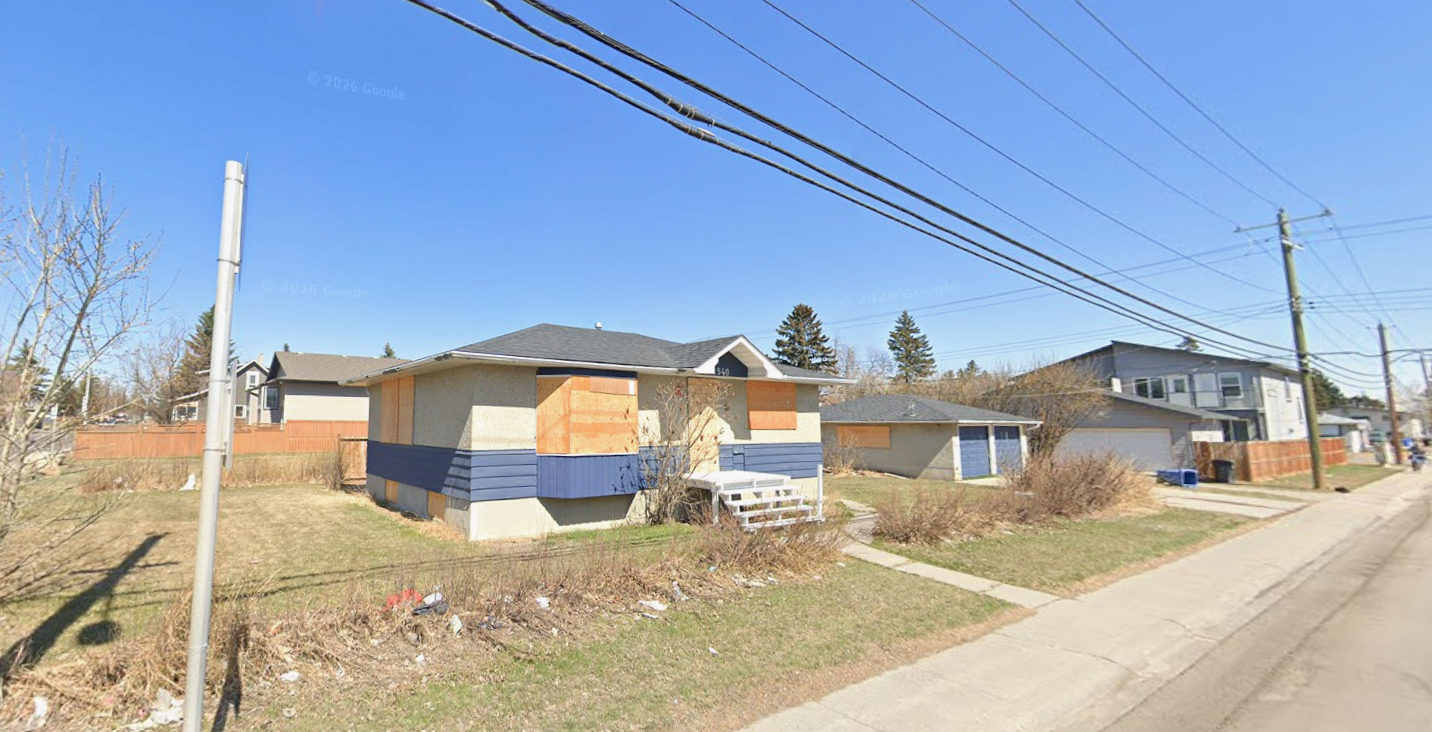 Photo of 1540 36 Street SE (Calgary)