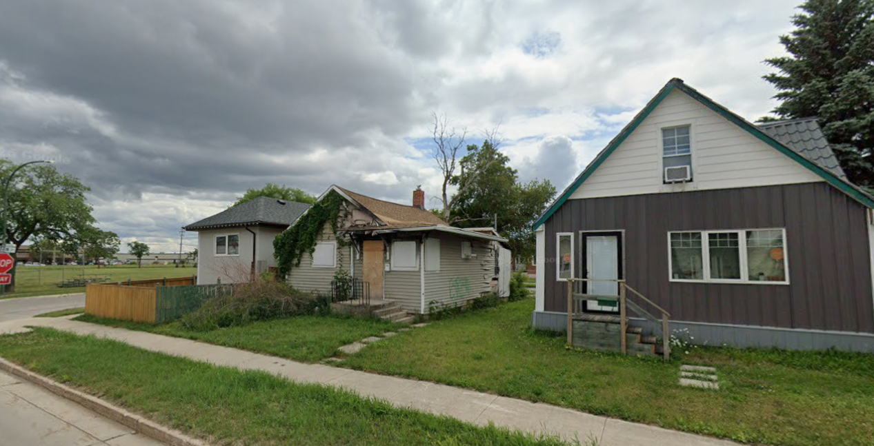 Photo of 1397 Pacific Avenue (Winnipeg)