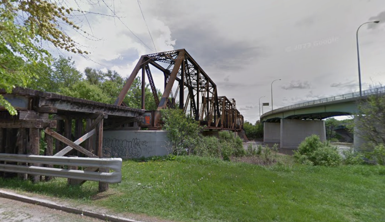 Photo of Oak Point Bridge